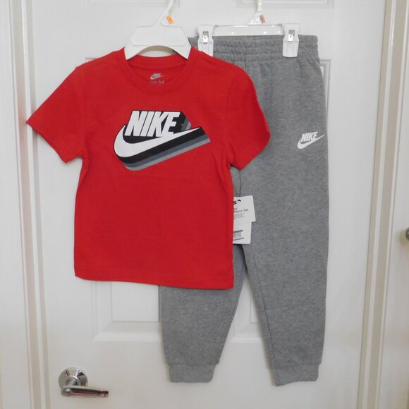 NWT 2pc Nike Red Gray Shirt & Gray Joggers Set sz 7 - Picture 1 of 1